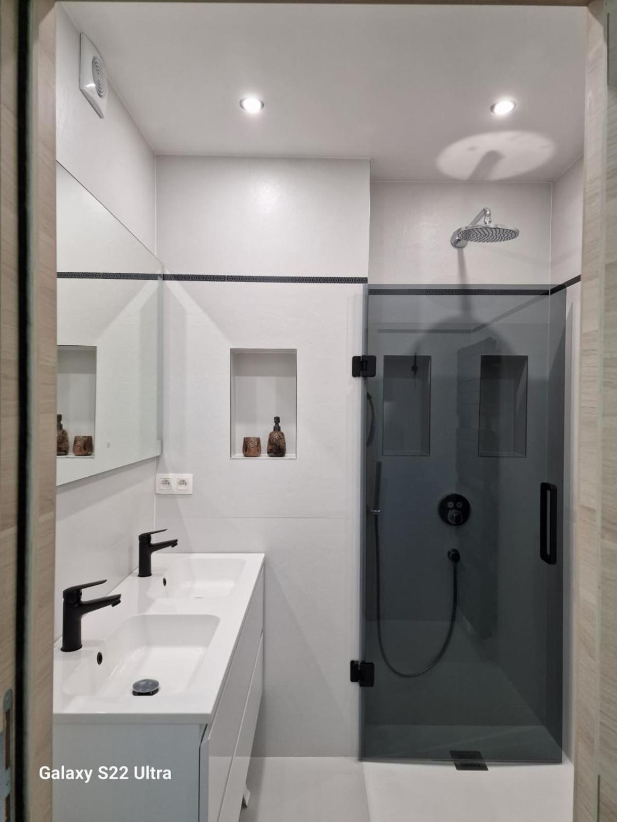 Luxury Renovated 3 Rooms Apartment Ostenda Zewnętrze zdjęcie